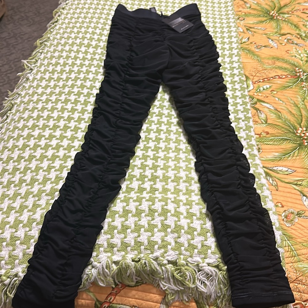 NWT SAVAGE X FENTY RUCHE HOUR HIGH-WAIST MESH LEGGING - Picture 9 of 12